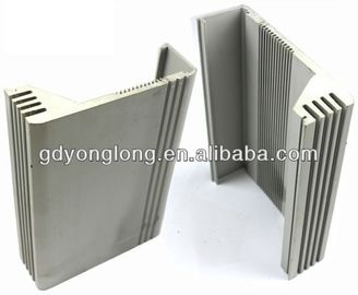 Perfil de aluminio de la protuberancia del OEM para el perfil de aluminio de la lumbrera del disipador de calor eléctrico