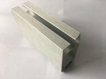 La longitud de aluminio anodizada el óxido de plata de los perfiles modificó el desgaste para requisitos particulares - resistente